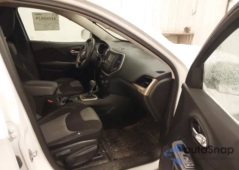 2015 Jeep Cherokee Sport from USA, damaged, VIN 1C4PJLAB5FW762517